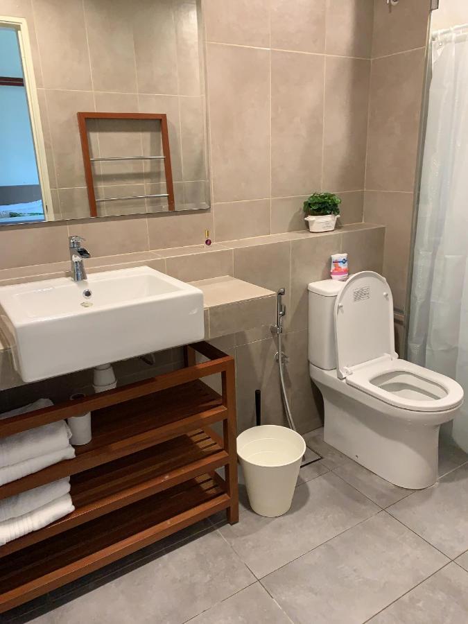 Timur Bay Groundfloor Pool & Seaview Kuantan Bagian luar foto