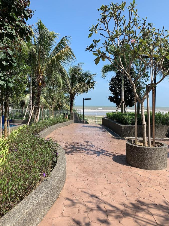 Timur Bay Groundfloor Pool & Seaview Kuantan Bagian luar foto