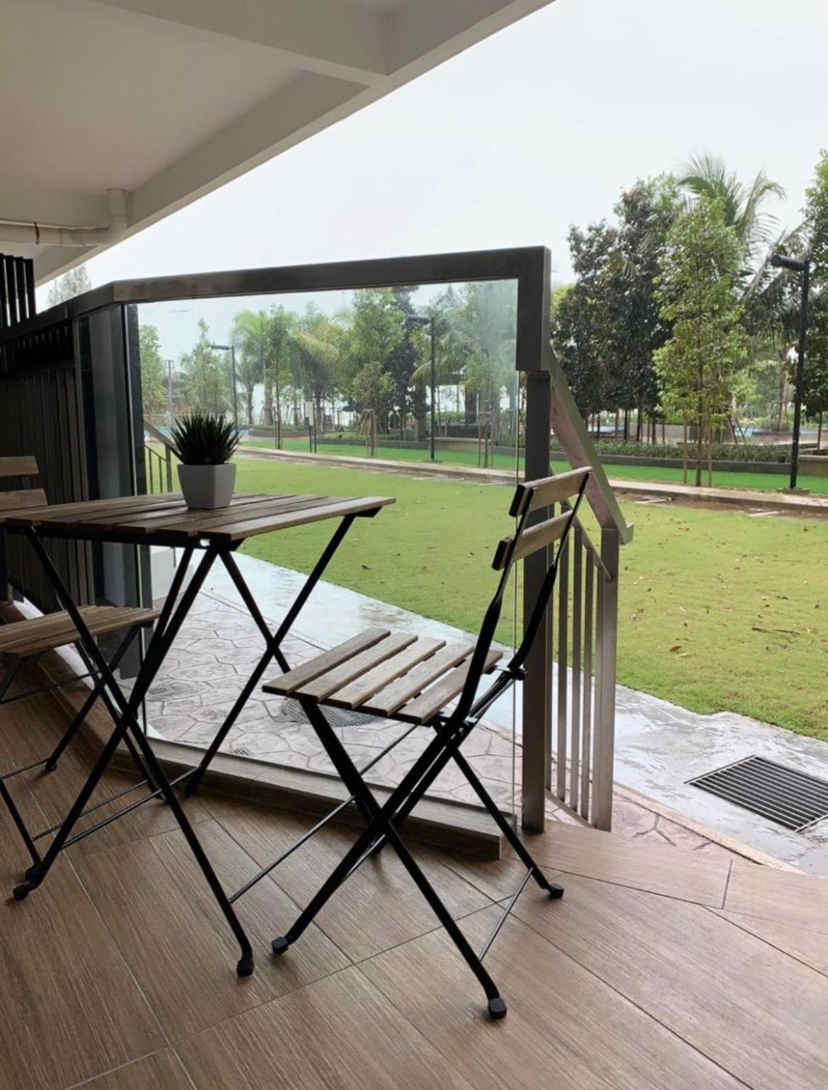 Timur Bay Groundfloor Pool & Seaview Kuantan Bagian luar foto